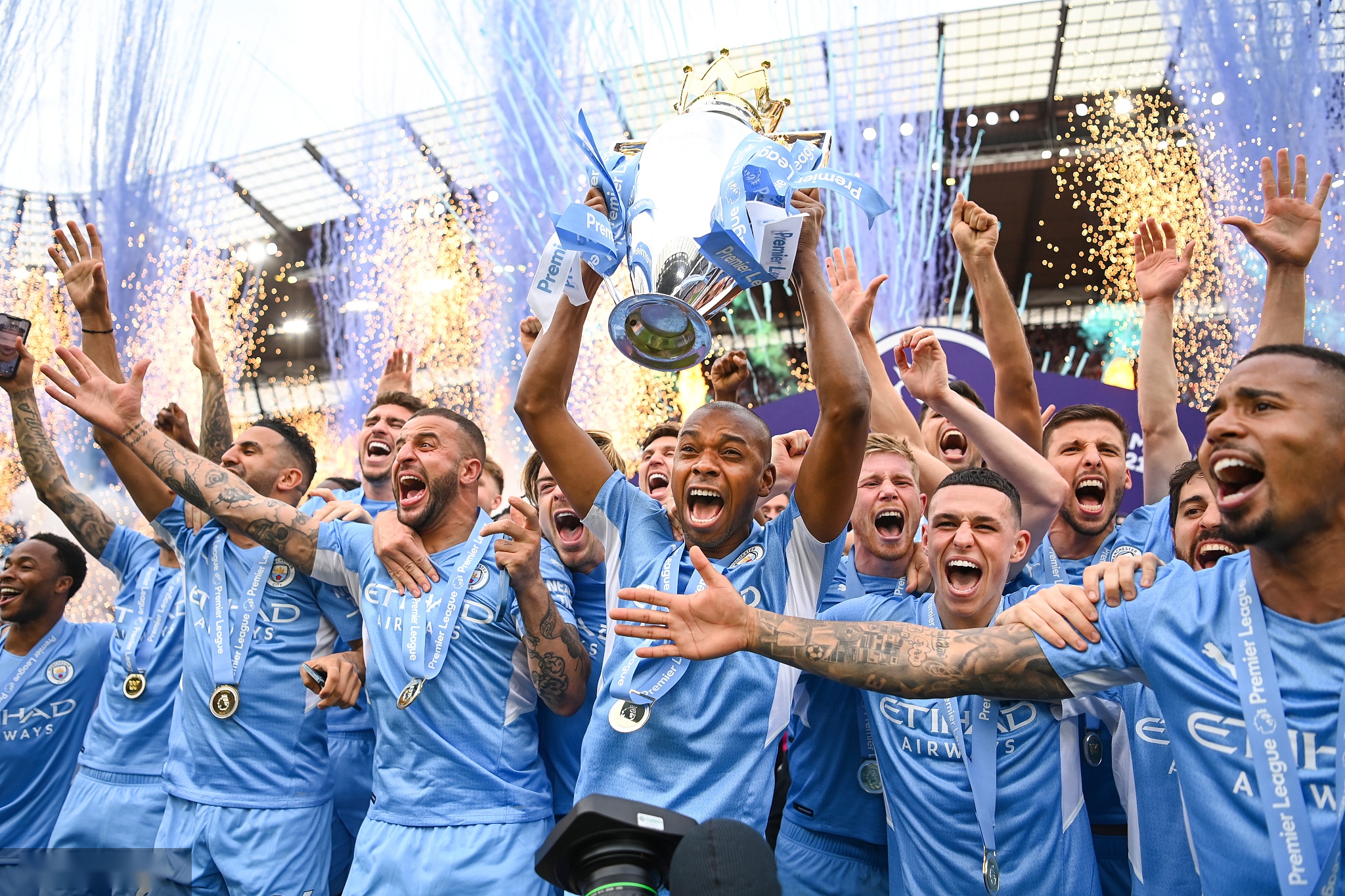 但与此同时 但与此同时